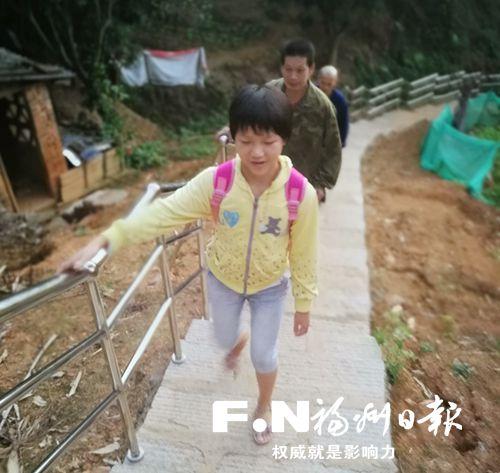 闽清县梅溪镇新民村:橄榄添新枝 脱贫又致富