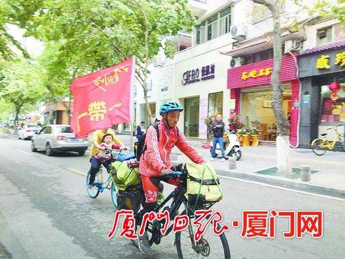 刘宗宁已经骑行了三年。