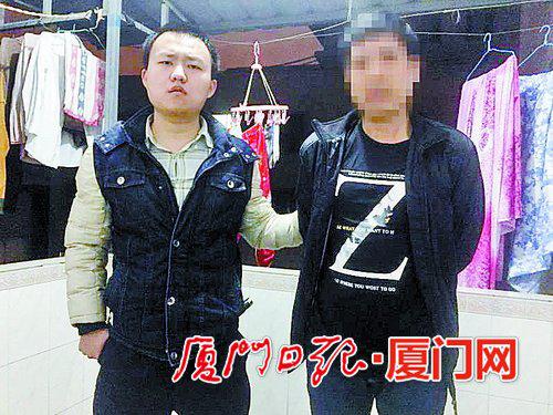 民警抓获吸毒嫌疑人。