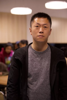 陈帆,屏南县代溪镇副书记,传统手工艺推广者。