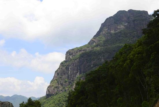 灵通山风光
